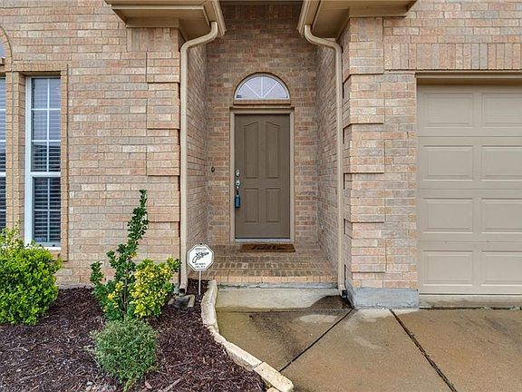 4th image of 9621 Brenden Dr