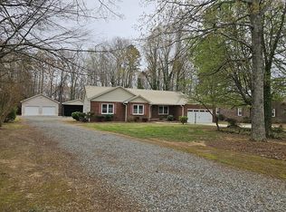 5712 E Holly Grove Rd, Thomasville, NC 27360