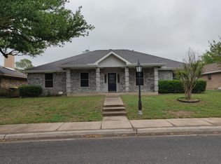 12 Robins Nest Dr, Hickory Creek, TX 75065