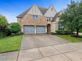 132 Lavaca Dr, Irving, TX 75039