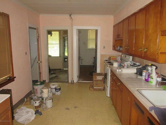 3rd image of 226-228 S Main St #L93