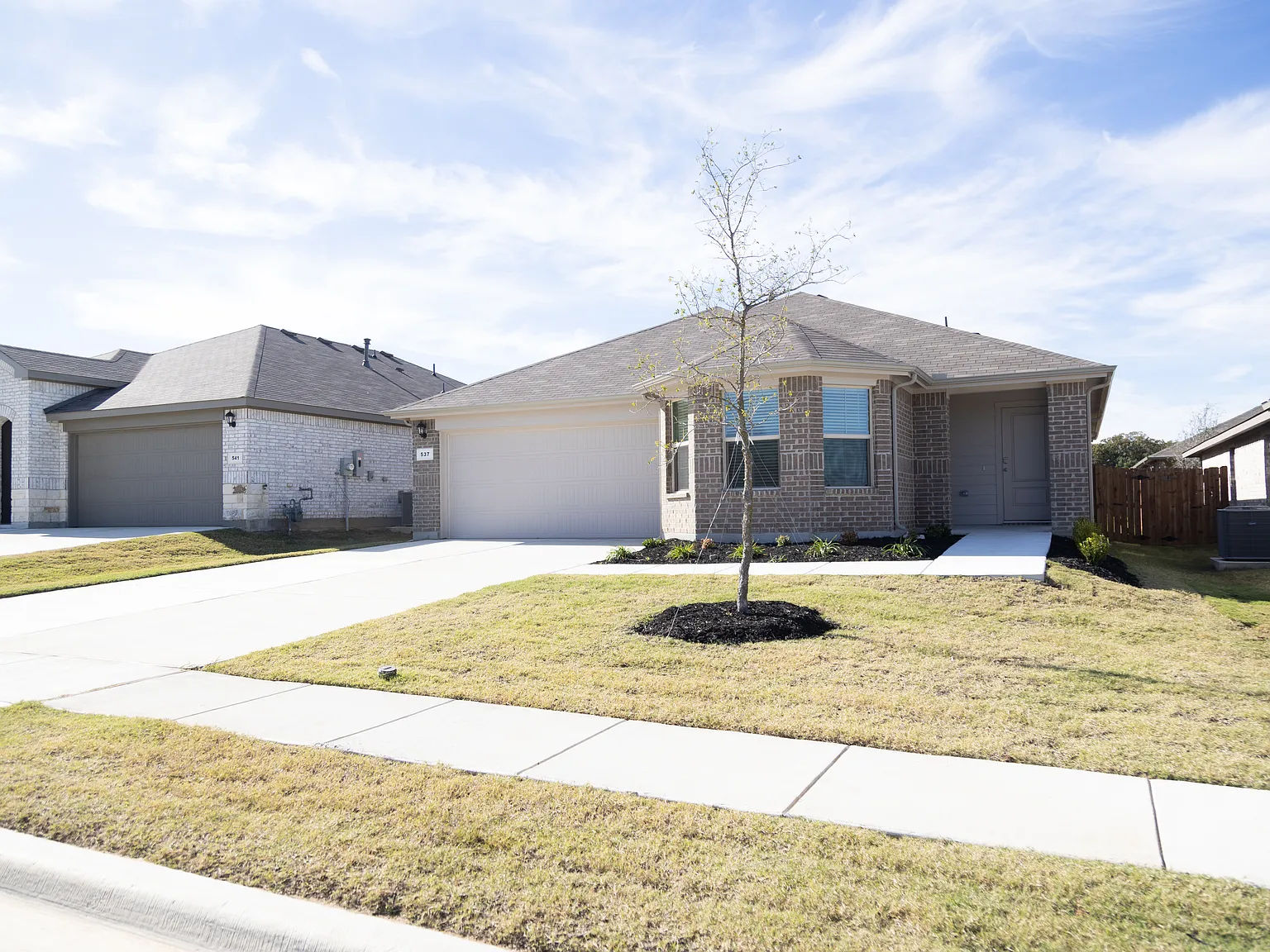 3 bed, 1553 sqft, $2,275 — Photo 1