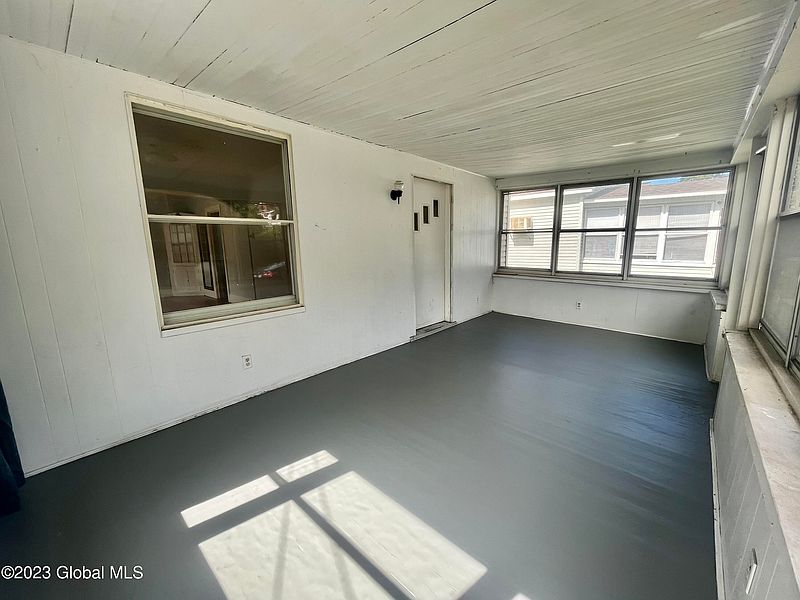 4th image of 472 Olean Street