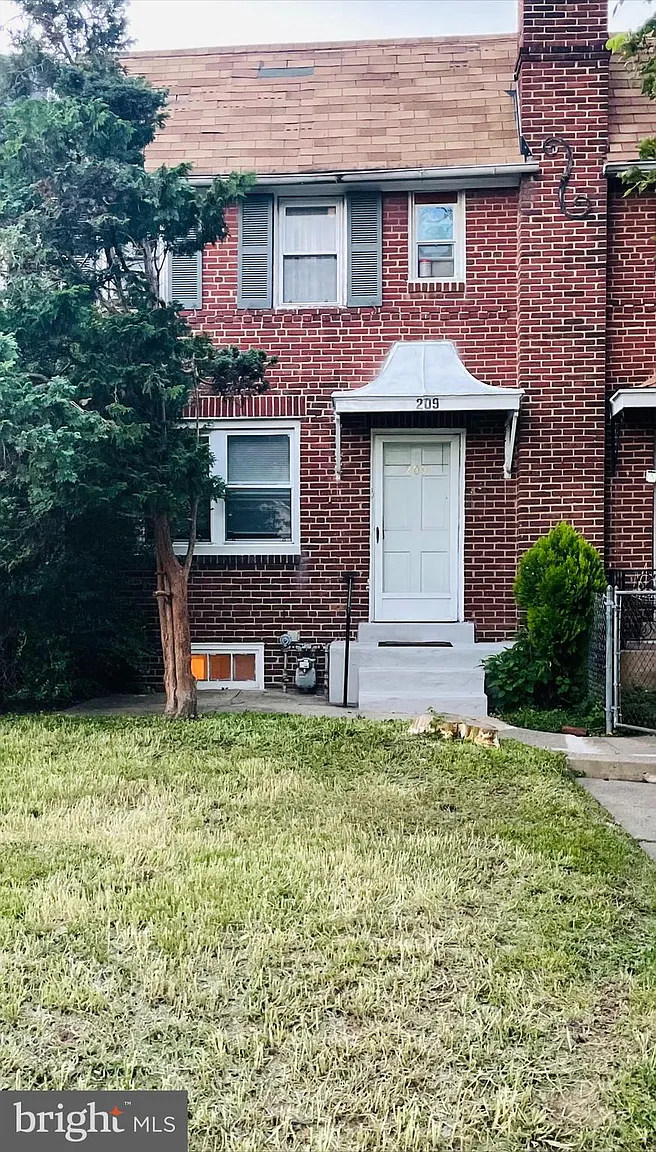 209 Wynnewood Ave photo 1