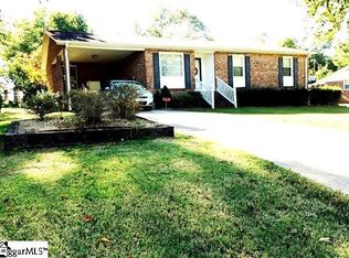 640 Wildwood Ln, Woodruff, SC 29388