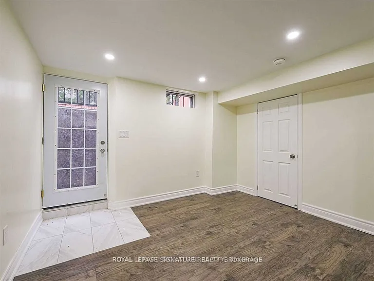 5955 Leeside Cres #BASEMENT — Photo 11