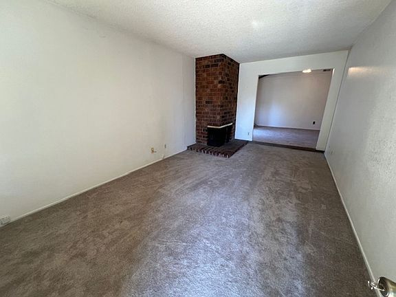 2nd image of 8947 El Oro Plaza Dr