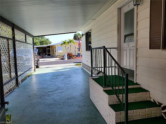 4th image of 4804 Tahiti Dr