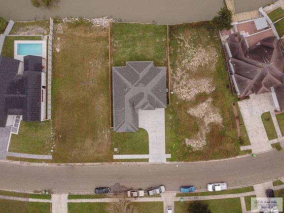 2nd image of 3080 Resaca Vista Dr #43