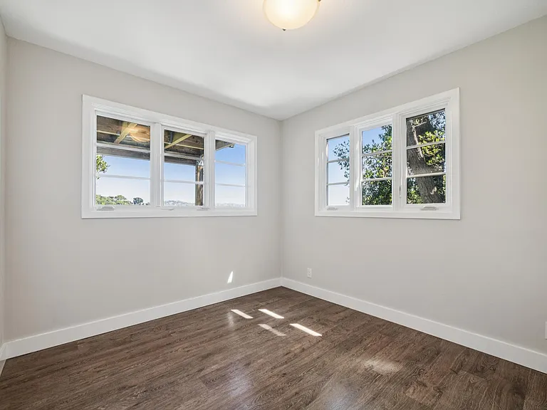 134 Edwards Ave — Photo 7