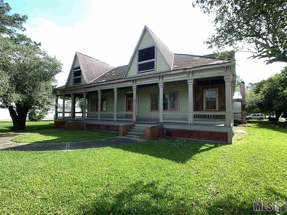 1st image of 208 New Roads St