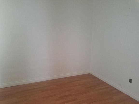 4th image of 815 Diana St