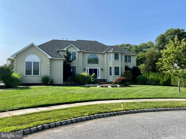 205 Silver Leaf Ct, Mullica Hill, NJ 08062