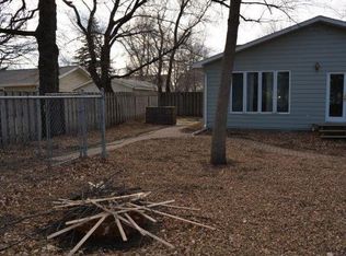 205 12th St SW, Minot, ND 58701