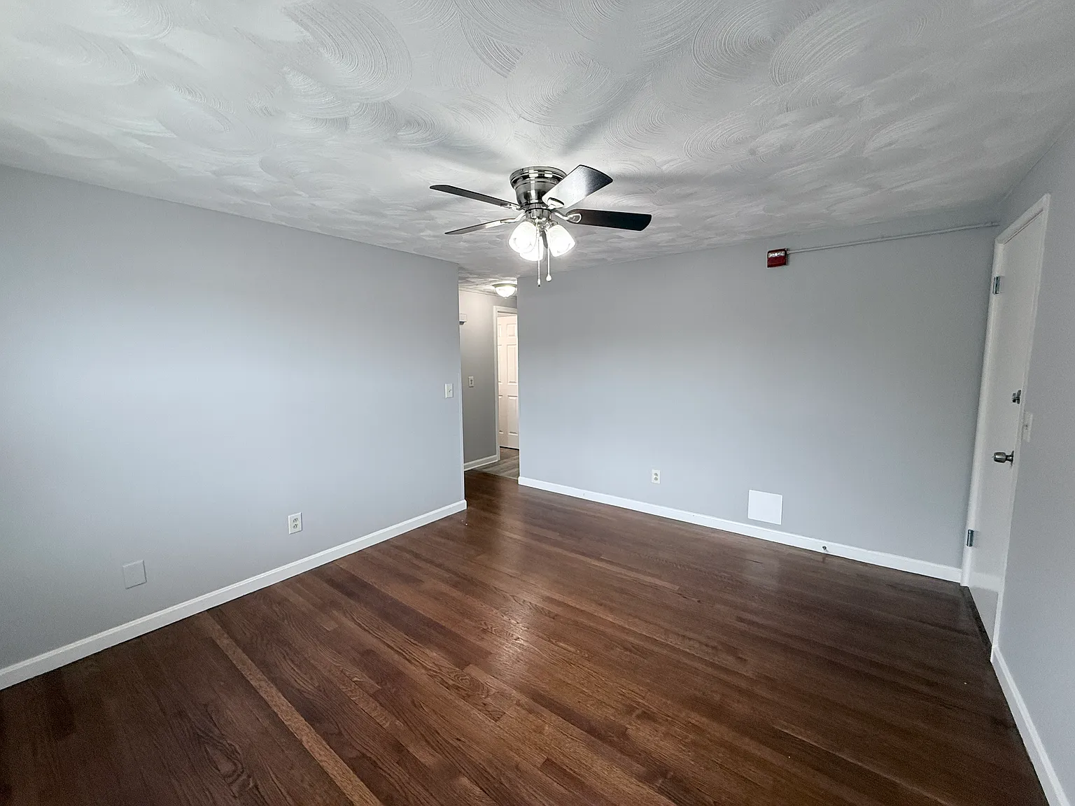 2 bed, $1,595 — Photo 2