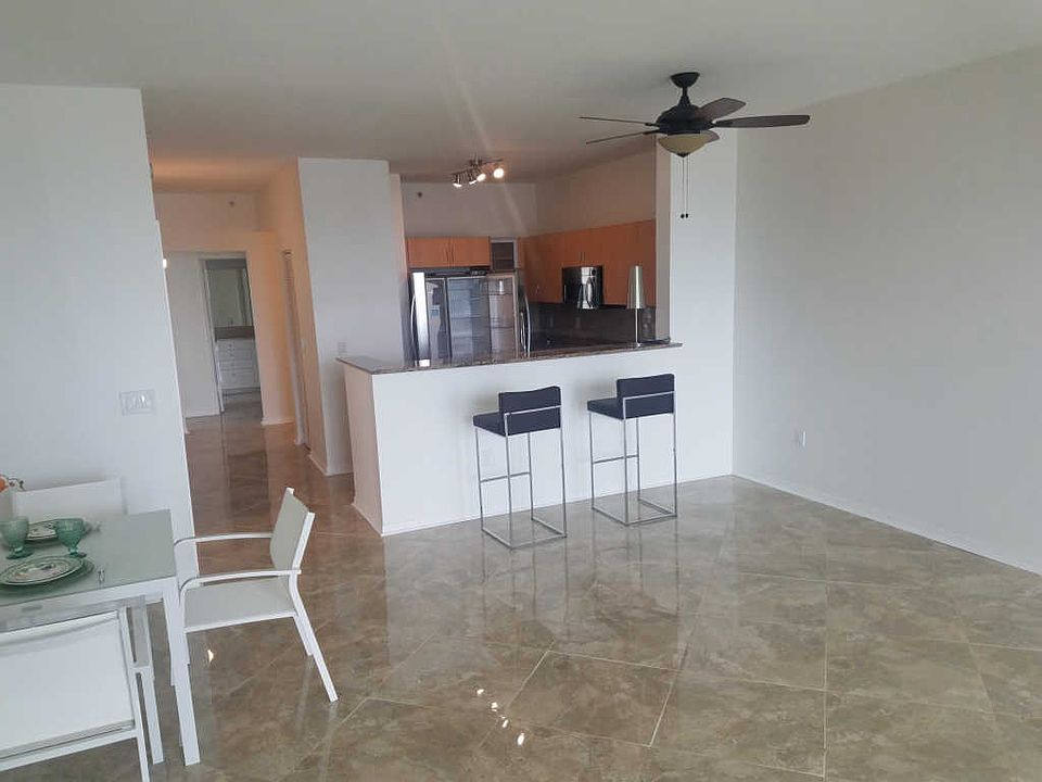 2nd image of 806 E Windward Way APT 524