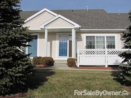 15416 Hammontree
						:
						Quiet single family and townhouse neighborhood near elementary school