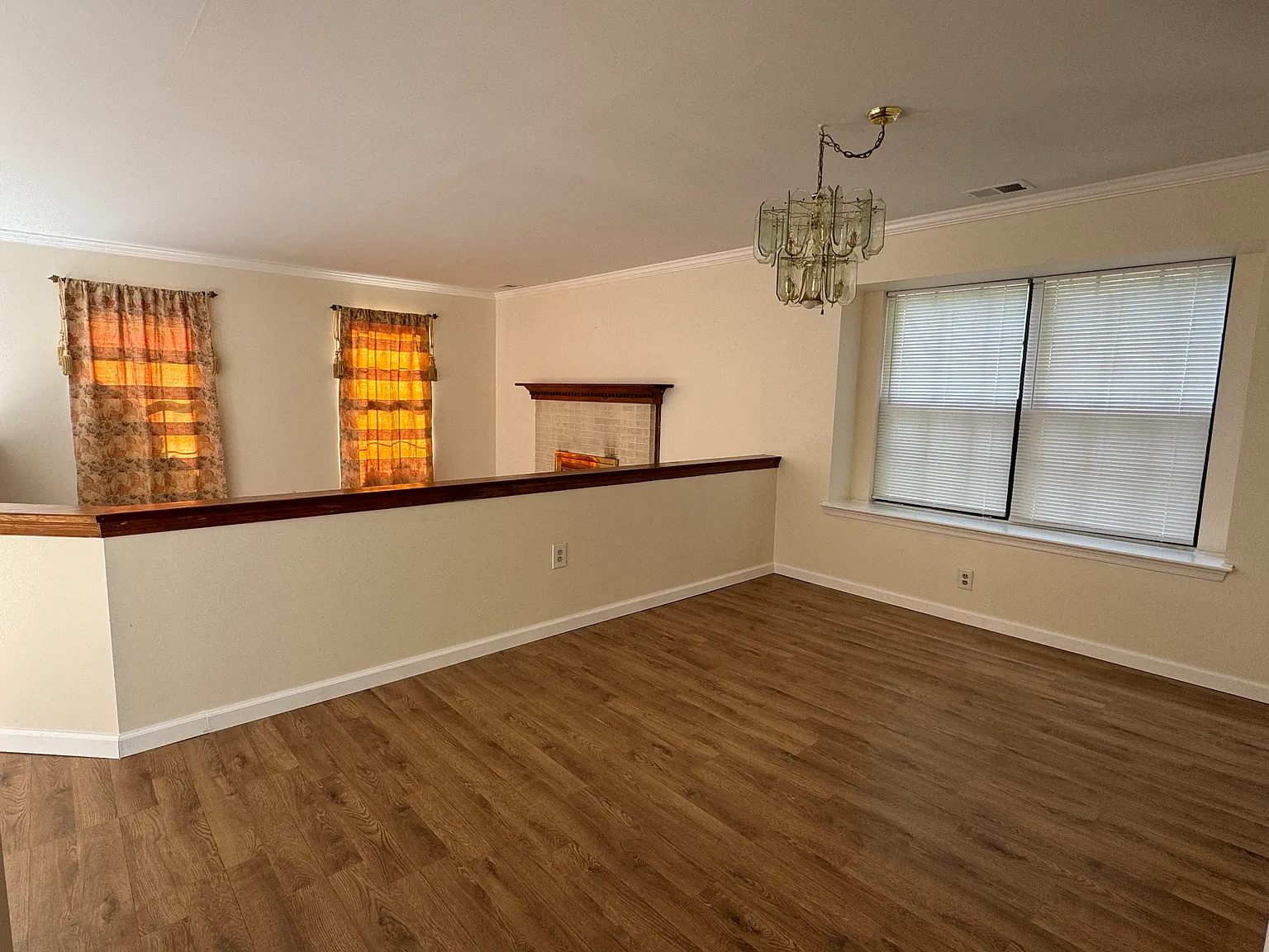 3 bed, 2.5 bath, 1564 sqft, $3,200 — Photo 4