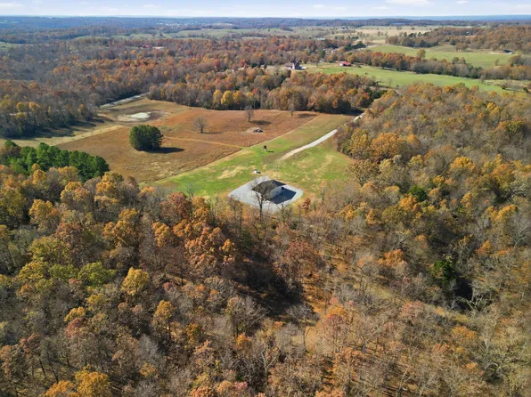 170 Ee Highway, Thayer, MO 65791