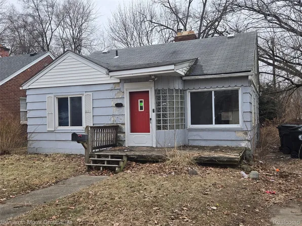 18671 Five Points St, Redford, MI 48240