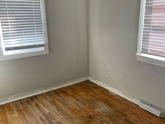 4th image of 605 W 3rd Ave