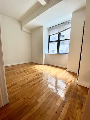 Rented by Guy Goldman, LREB | media 3