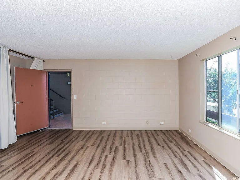 92-1140 Panana St #104 — Photo 5