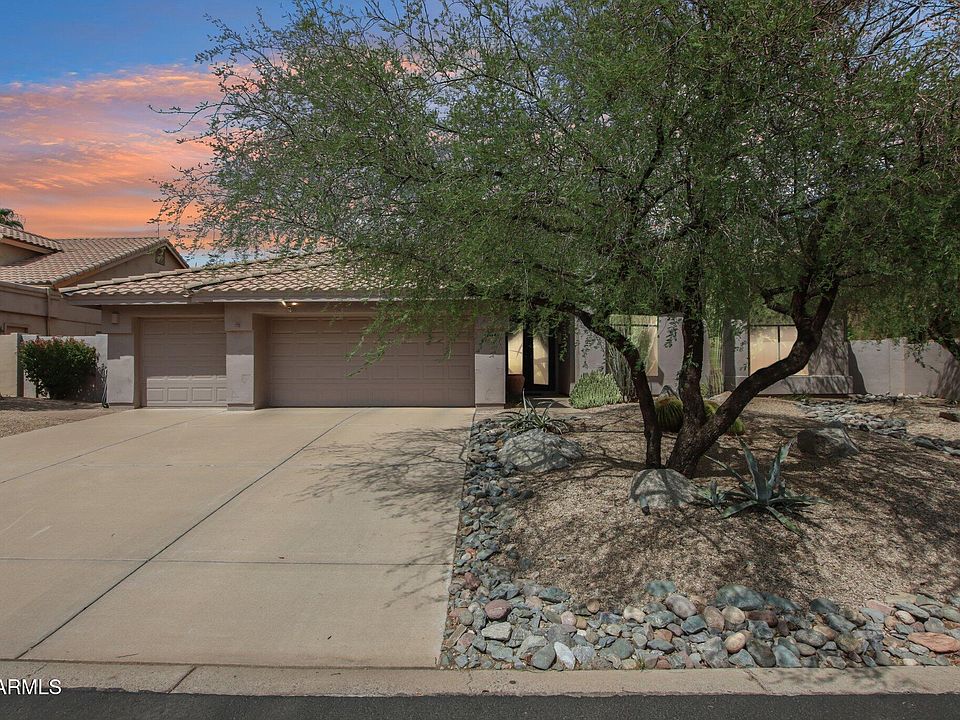1st image of 12732 E ALTADENA Drive