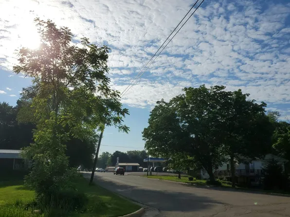 510 W Washington #157, Cedarville, IL 61013