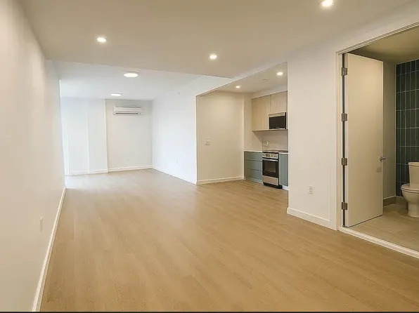 2201 Beverley Road image 1 of 7