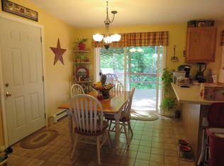 61 Berry Rd, Loudon, NH 03307