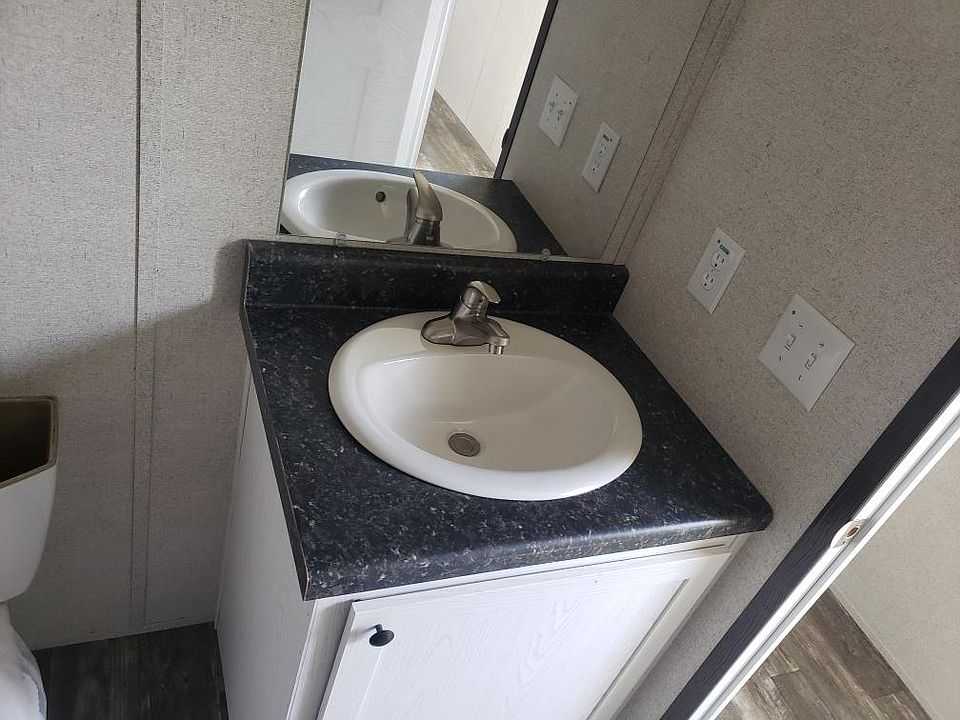 2nd image of 42 Kaiden Dr