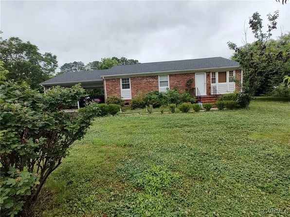 226 Sunset Blvd, Chester, VA 23836