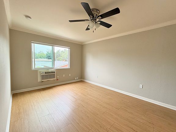 2nd image of 1518 N Avenue 46 #106
