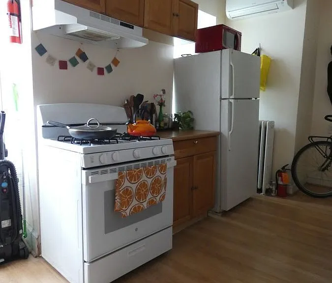 5036 Cedar Ave #3 — Photo 3