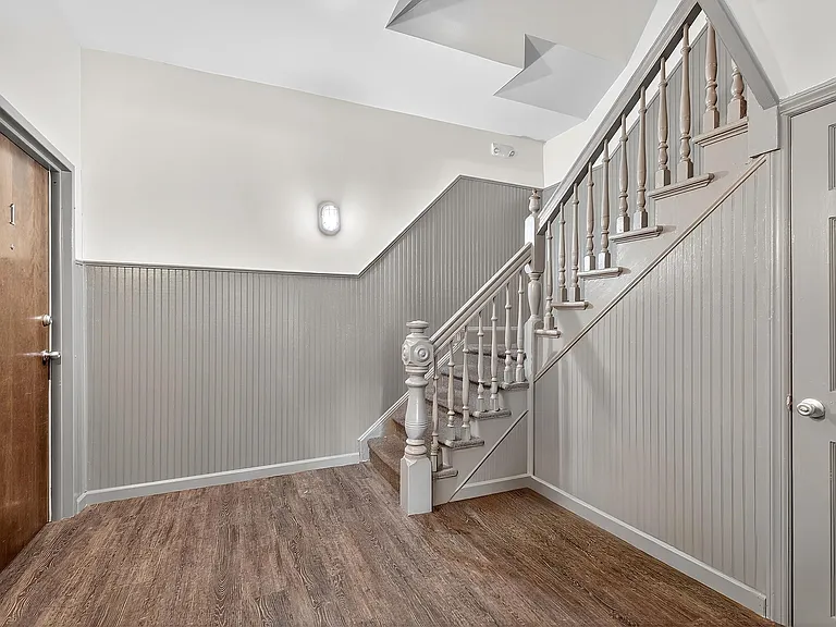 815 Kennedy Blvd #1 — Photo 14