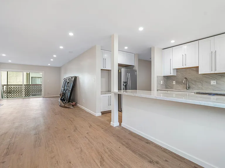 155 Pearl St #308 — Photo 14