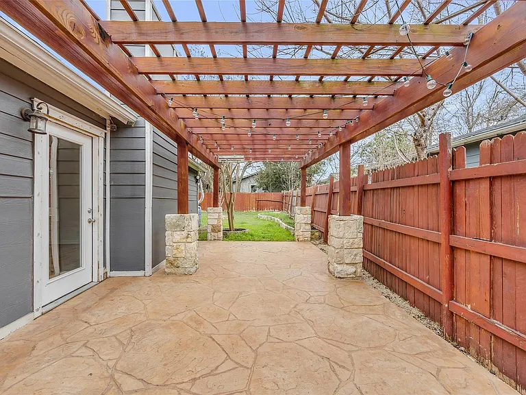 7004 Trendal Ln — Photo 24