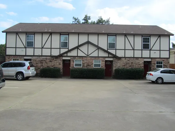 239 W Peach St, Grapevine, TX 76051