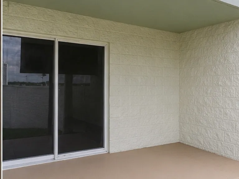 711 N Halifax Ave #106 — Photo 4