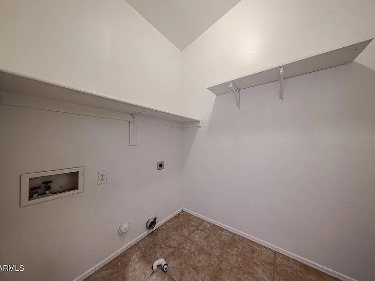 453 N 105th Pl — Photo 33