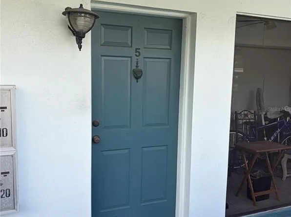1485 Lakeview Rd APT 5, Clearwater, FL 33756