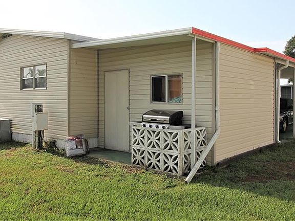 4th image of 3327 Shingle Oak Ter