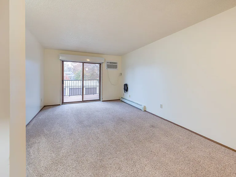 Spruce Pointe — Photo 11
