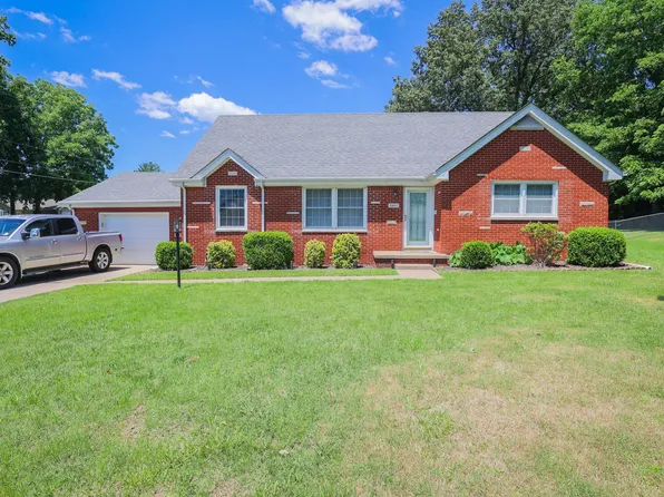 3861 Lovelaceville Rd, Paducah, KY 42001