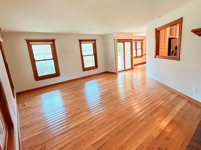 1182 E Evans St — Photo 2