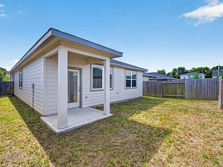 12820 Tokenhouse Ln — Photo 24