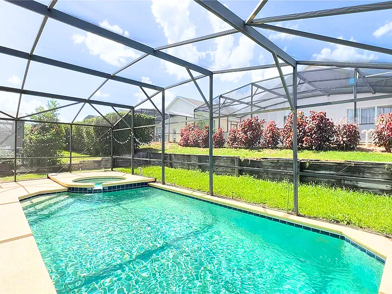 16709 Fresh Meadow Dr — Photo 1