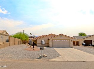 300 Pascaul Ln, Lake Havasu City, AZ 86403