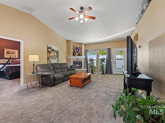 4th image of 3398 S Featherly Way